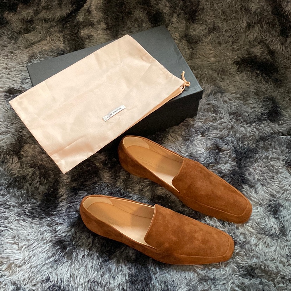 Club Monaco Sofii Flat - Picture 1 of 7